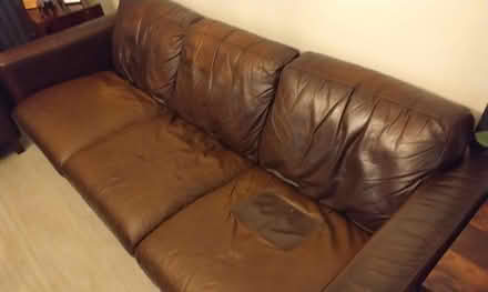 Photo of free 3 seater leather sofa (Northolt UB5 6) #4