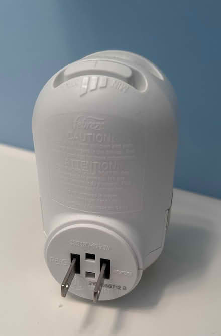 Photo of free Febreze Plug-In (Erin Mills) #2