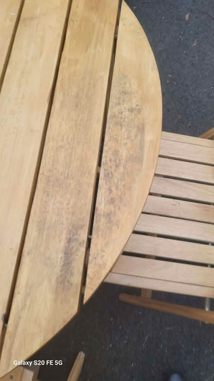 Photo of free 4 chairs & table (Trench TF2) #3