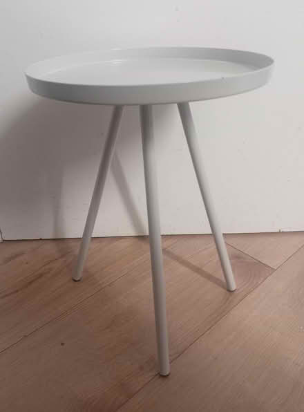 Photo of free Small side table (Shoreditch E2) #1