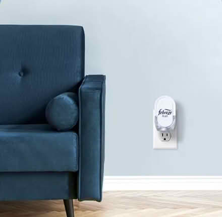Photo of free Febreze Plug-In (Erin Mills) #3