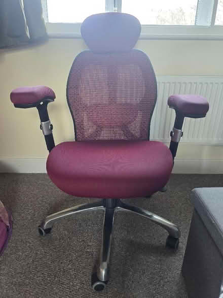 Photo of free Office chair (Hersham KT12) #3