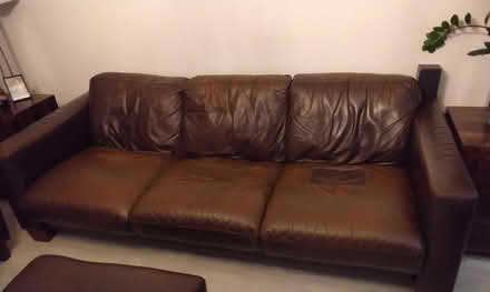 Photo of free 3 seater leather sofa (Northolt UB5 6) #1