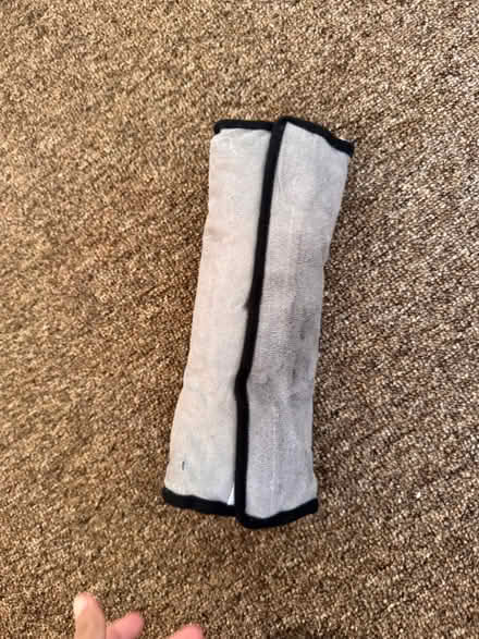 Photo of free Grey sun-appliqued seatbelt cushion (Hemel Hempstead HP2) #2