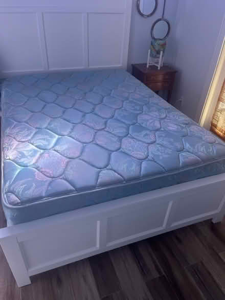 Photo of free queen size serra mattress (Wellington) #1