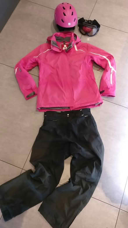 Photo of free Ladies Ski Outfit (Uxbridge UB10) #1