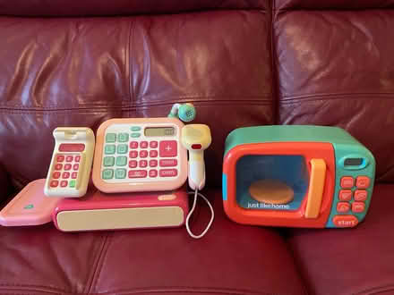Photo of free Kids toy cashier till and microwave (Shelton SY3) #1