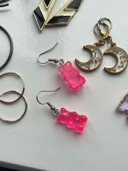 Photo of free 11 pairs of earrings (Nether Edge S7) #2