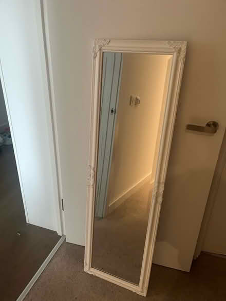 Photo of free Mirror (Elephant & Castle SE17) #2