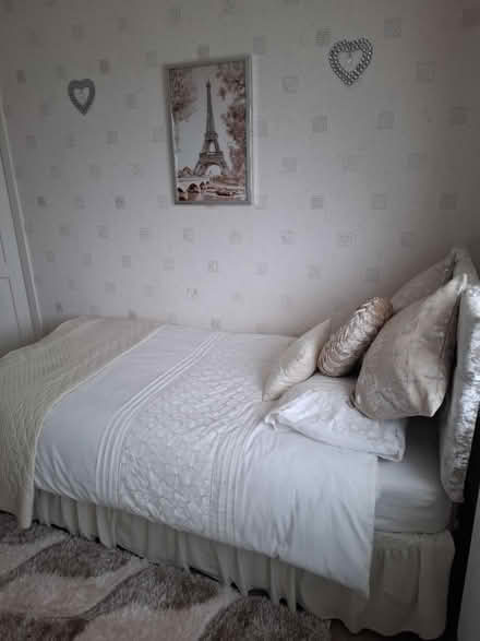 Photo of free Single bed with head board (CH49) #2