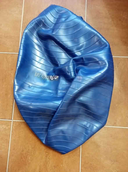Photo of free 75cm exercise ball (Marchmont EH9) #1