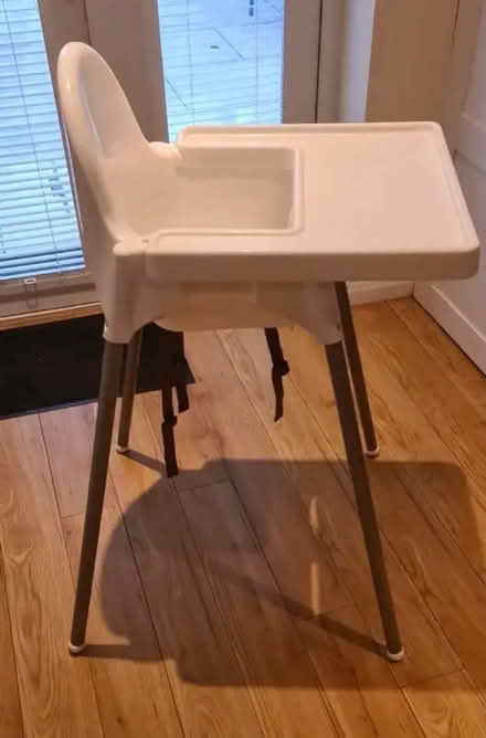 Photo of free White plastic high chair (Hemel Hempstead HP2) #2