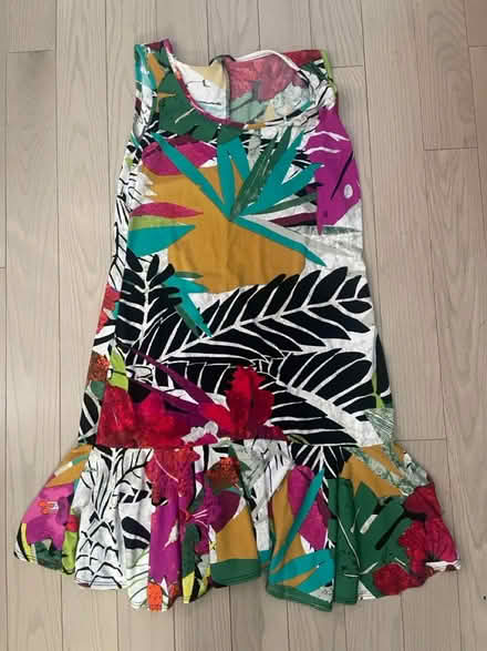 Photo of free Sleeveless flowy dress (Kennedy/16th in Markham) #1