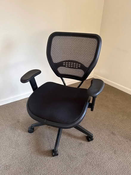 Photo of free Office chair (Foster City) #1