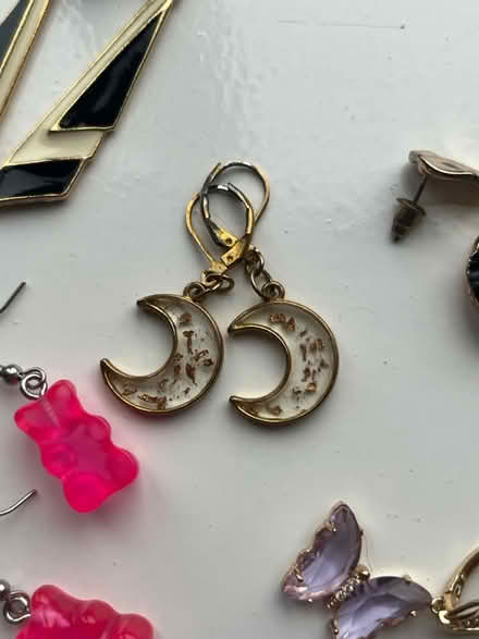 Photo of free 11 pairs of earrings (Nether Edge S7) #3