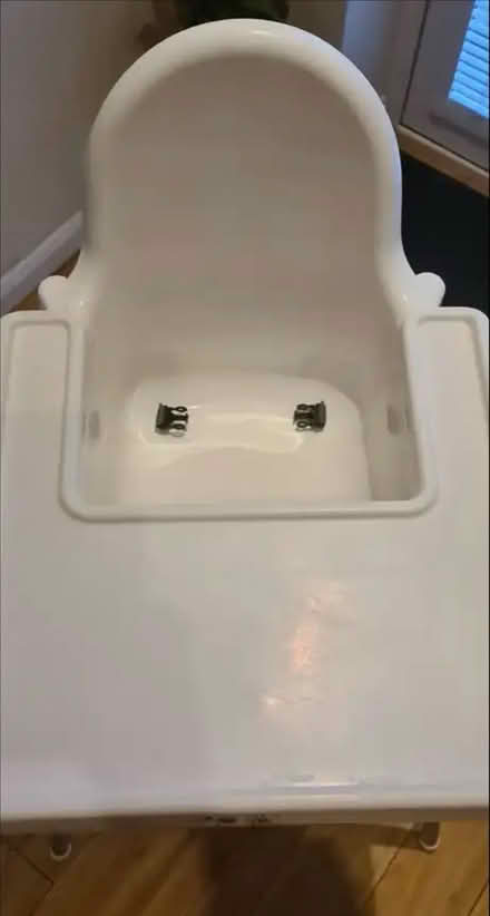 Photo of free White plastic high chair (Hemel Hempstead HP2) #3