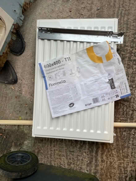 Photo of free Radiator 400mm wide 600 mm high (Lochwinnoch) #1
