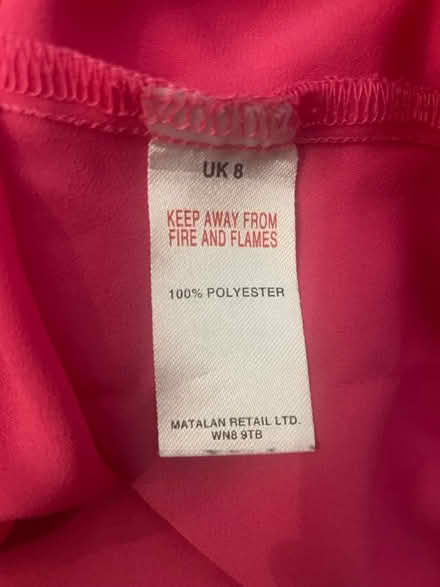 Photo of free Women’s sz 8 short sleeve thin top (Kennedy/16th in Markham) #3