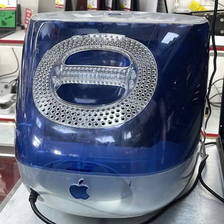 Photo of free Vintage Apple iMac G3 Indigo (No.2) (Bruntsfield EH10) #2