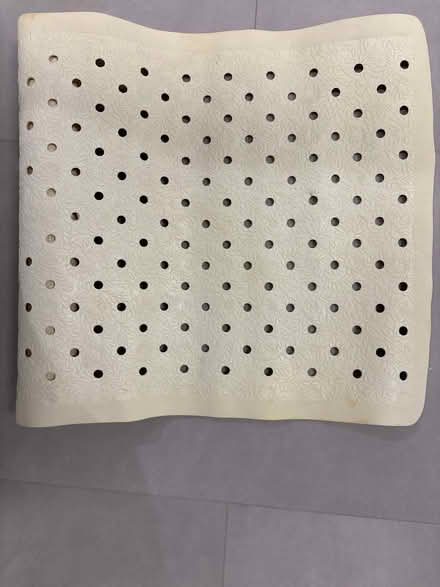 Photo of free Bath / shower mat (Eastbourne BN20) #1