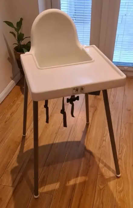 Photo of free White plastic high chair (Hemel Hempstead HP2) #1