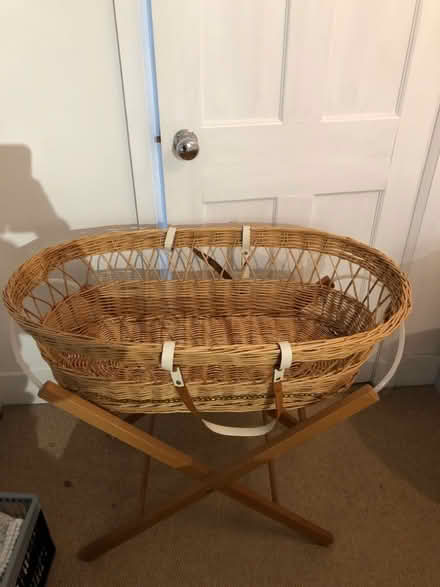 Photo of free Moses basket (Harborne B17) #1