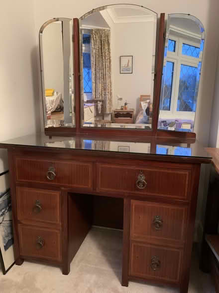 Photo of free Edwardian dressing table (Reigate RH2) #1