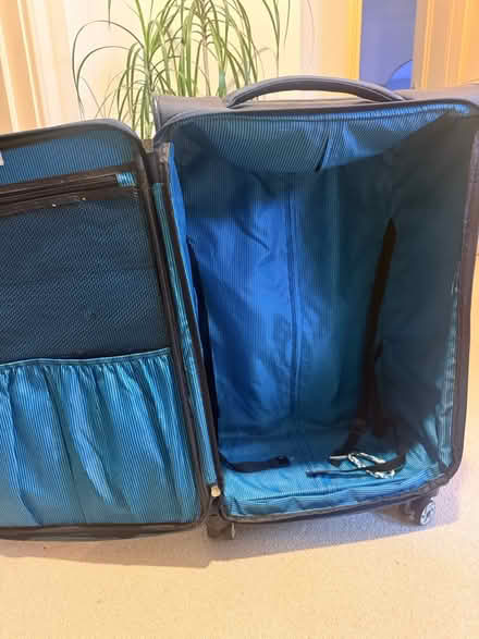 Photo of free Medium sized suitcase IT (Bedlington NE22) #3
