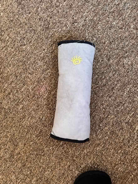 Photo of free Grey sun-appliqued seatbelt cushion (Hemel Hempstead HP2) #1
