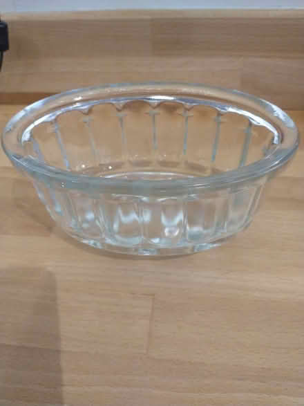 Photo of free Glass jelly mould (Fleetville) #2
