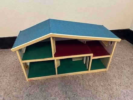 Photo of free Dolls House (The Highlands TN39) #2