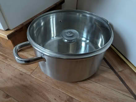 Photo of free Large pan (Lower Penwortham PR1) #1