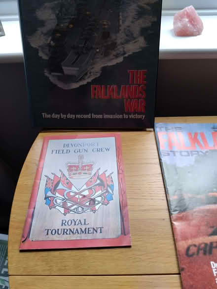 Photo of free Falklands war magazines (Broomhill S10) #3