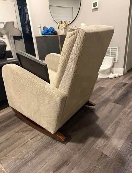 Photo of free Rocking chair (Shoreline/edmonds) #2