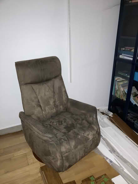 Photo of free Reclining Armchair (Harrogate HG3) #1