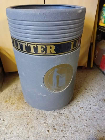 Photo of free Large litter bin (Harrold. MK43) #1