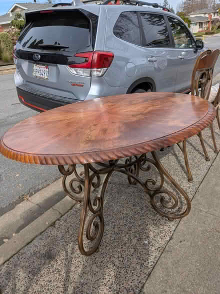 Photo of free Kitchen Table and Chairs (4) (Mount Carmel) #1