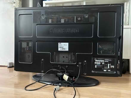 Photo of free Samsung 42" TV (Manor Park E12) #2