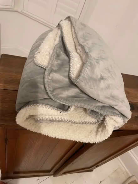 Photo of free Fleece blanket - king size (Haringey, near St Ann's, N15) #2