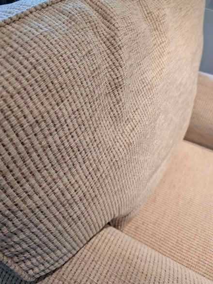 Photo of free Armchair (LL30 3hd) #2