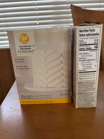 Photo of free Fondant - 2 boxes (Willow Glen) #2