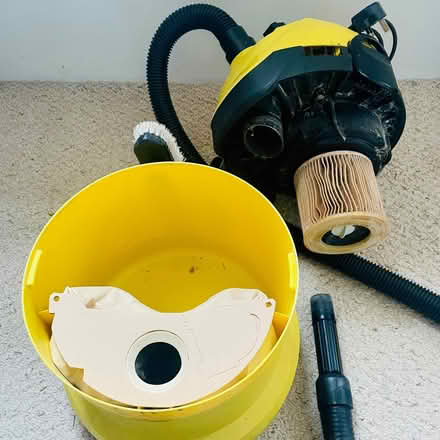 Photo of free Kärcher 'MV 2' Vacuum Cleaner - Wet and Dry (City of Bristol BS5) #3