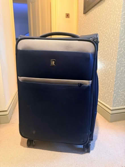 Photo of free Medium sized suitcase IT (Bedlington NE22) #1