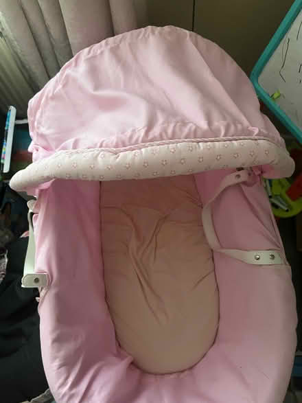 Photo of free Pink Moses basket with stand (Belle Isle LS10) #1