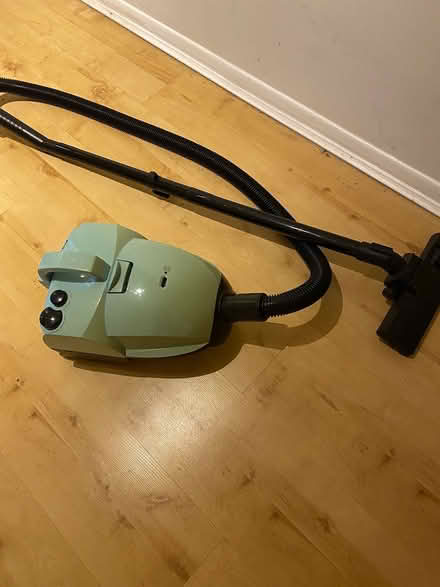 Photo of free Vacuum Cleaner (Aldwick Bognor Regis) #1