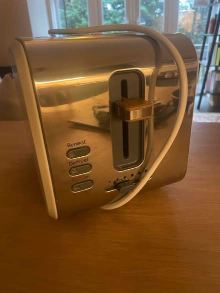 Photo of free Swan toaster (Upper Holloway) #1