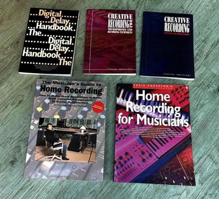 Photo of free Books on Home Recording (Alton GU34) #1