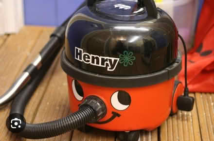 Photo of Henry/Hetty Hoover (Croydon) #1