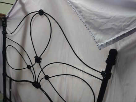 Photo of free Decorative Double Headboard (Mill Hill/ Barnet NW7 4HS) #3