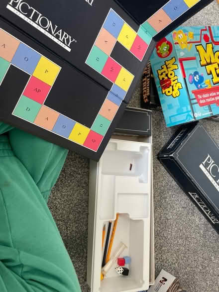 Photo of free Pictionary (Maldon CM9) #2